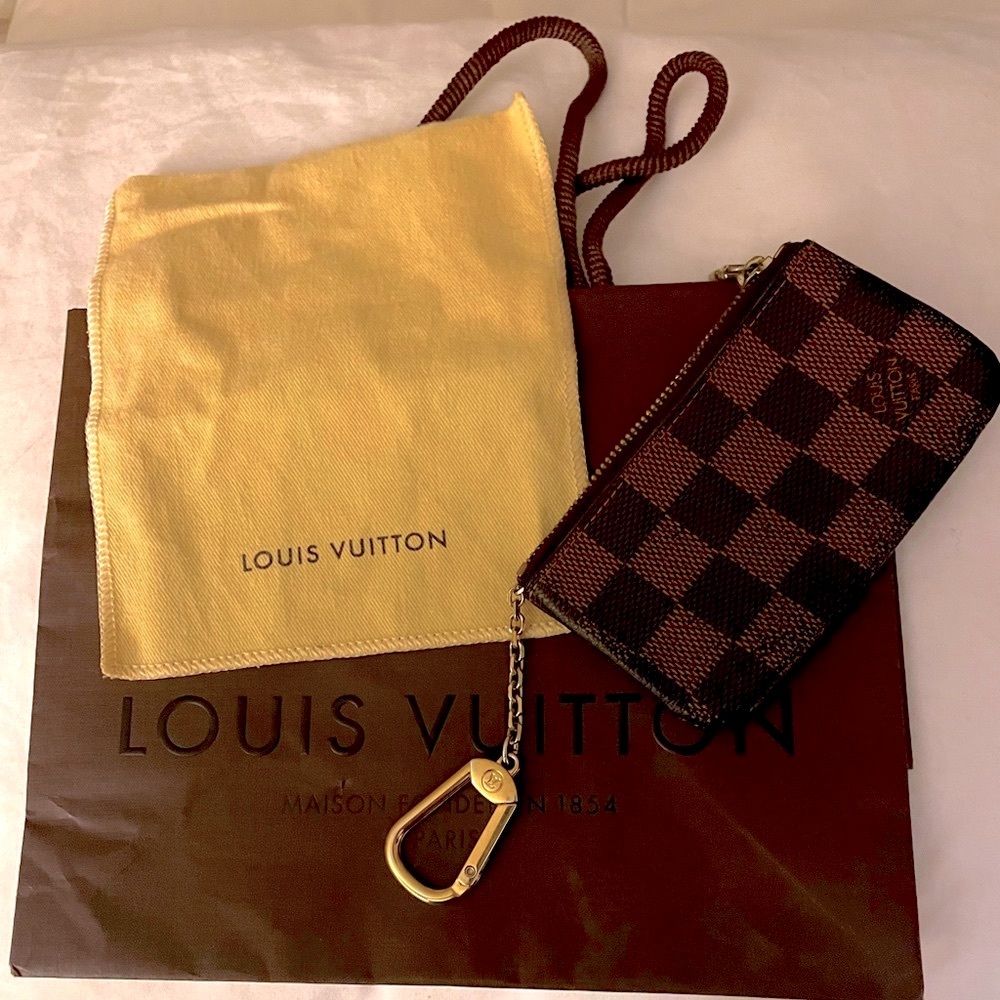 Louis Vuitton Damier key cles